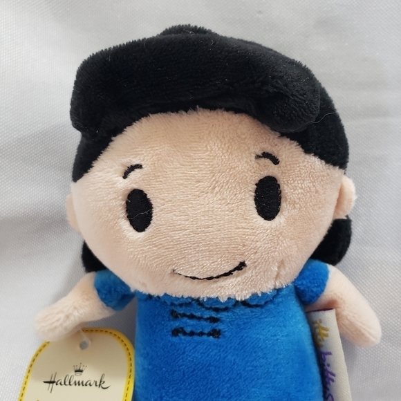 Hallmark Itty Bittys Peanuts Lucy Plush 4.5" Year 2014 Embroidered Beanbag - Picture 2 of 10